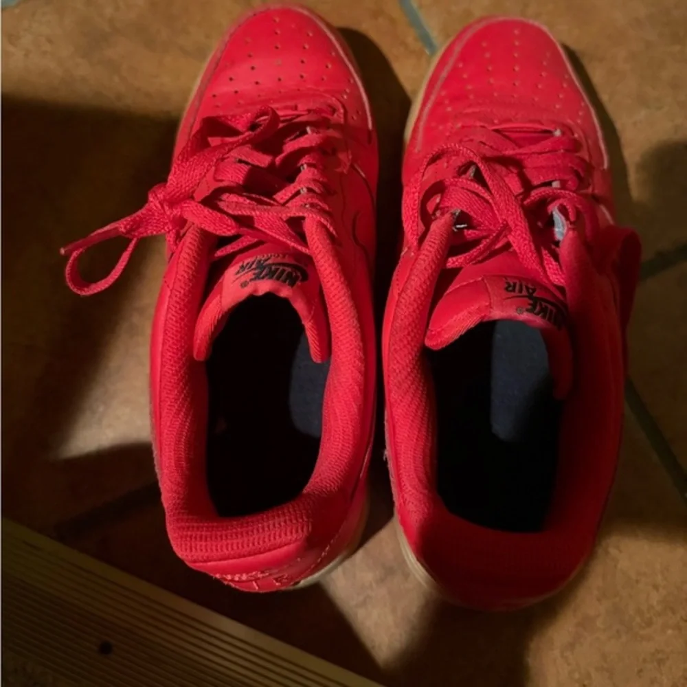 Nike Air Force 1 Red - Picture 2 of 4